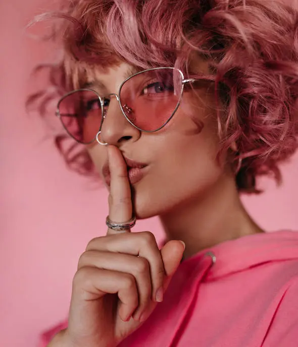 جلسات قيادة وتوجيه لثنائيات بيحبوا يجرّبوا... بدون حواجز.